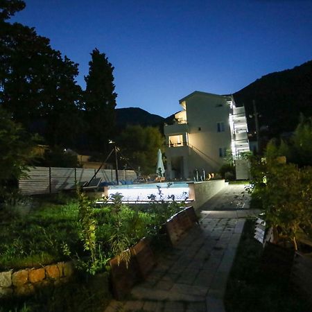 Apartments Cukovic Херцег-Нови Экстерьер фото